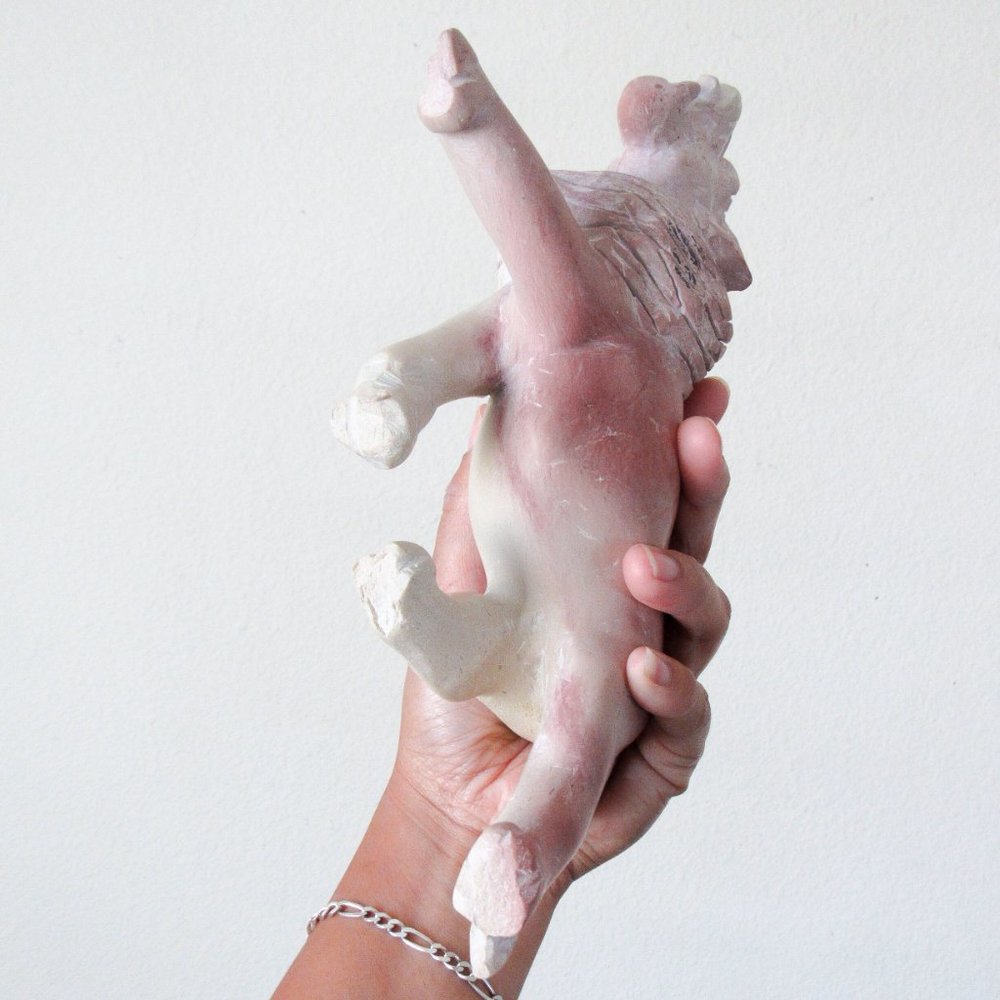 Vintage Carved Lion Sculpture Soapstone Home Accent Collectable Art Stone Statue - Picture 10 of 10